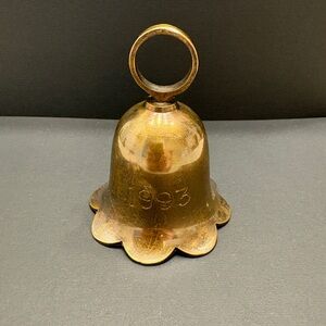 Vintage Silverplated Bell with Scalloped Edge